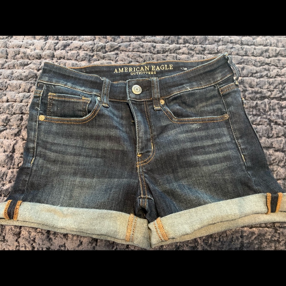 American Eagle denim midi shorts size 6